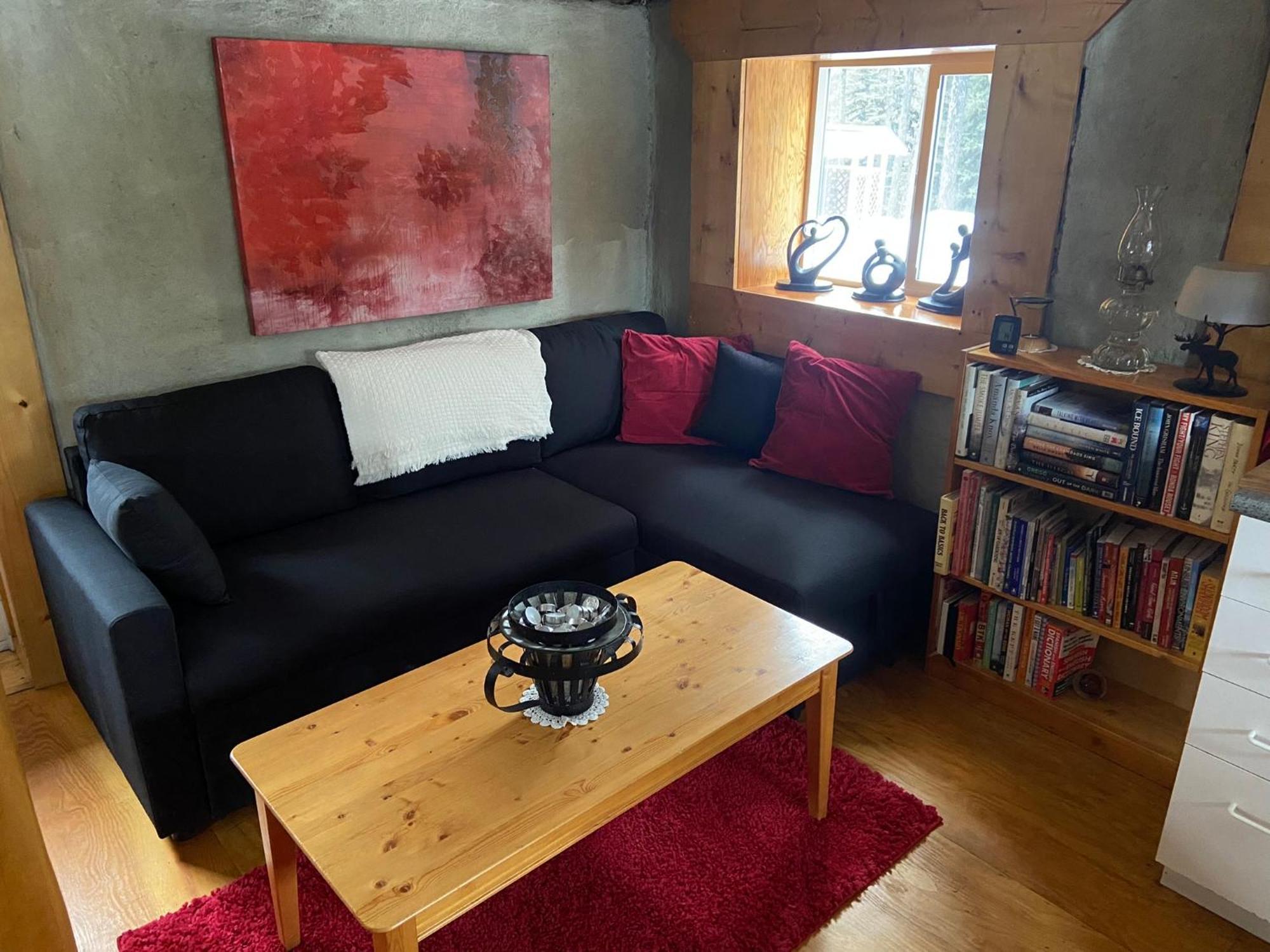 Vines And Puppies Hideaway Bed & Breakfast Jade City Bagian luar foto